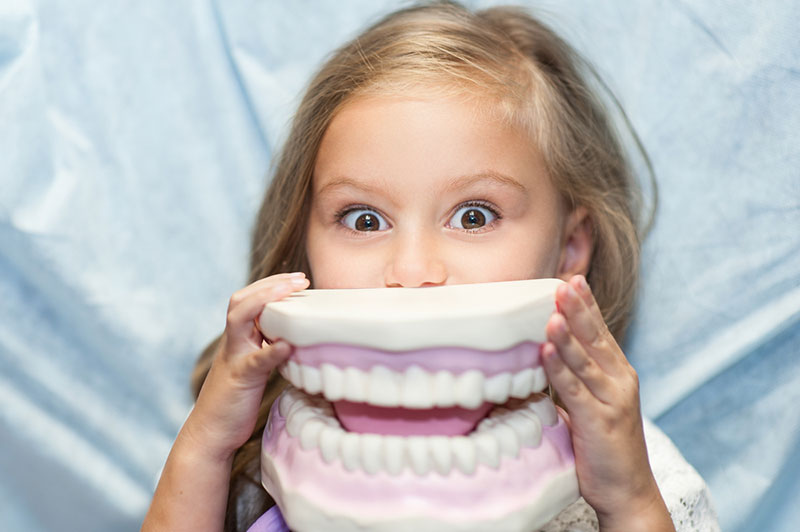 pediatric-dentist-xray-child-blog